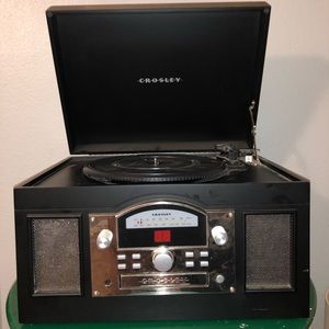 Crosley 7-in-1 record player